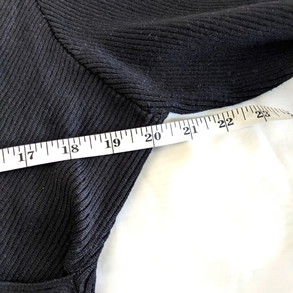 Love J Women's Asymmetrical Sweater - Picture 4 of 8